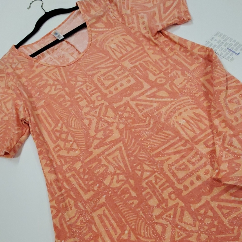 Lg/XL Perfect tee LuLaRoe NWT